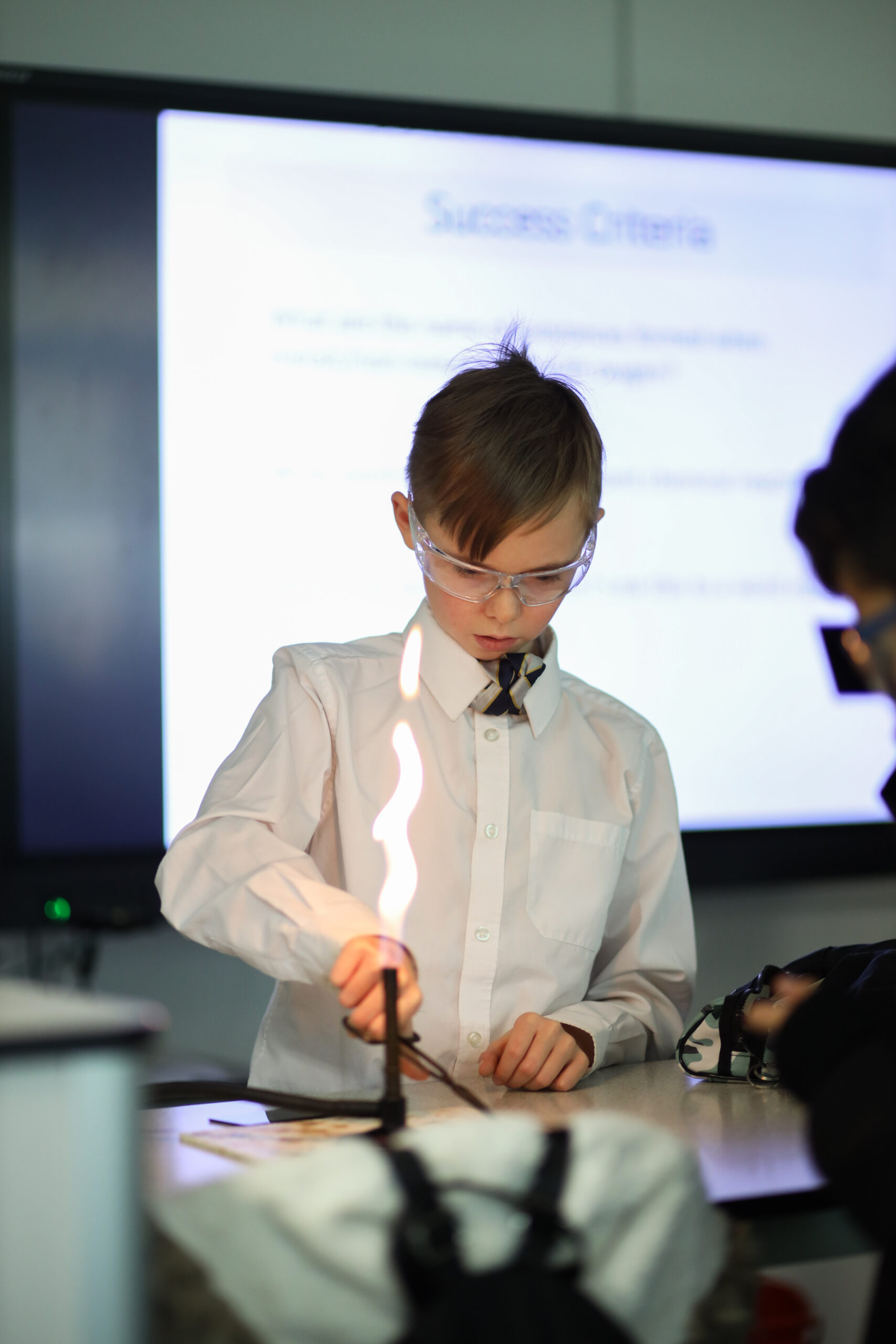 primary student using ipad